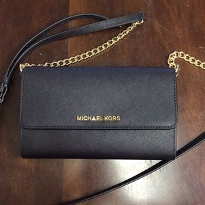 Michael kors crossbody